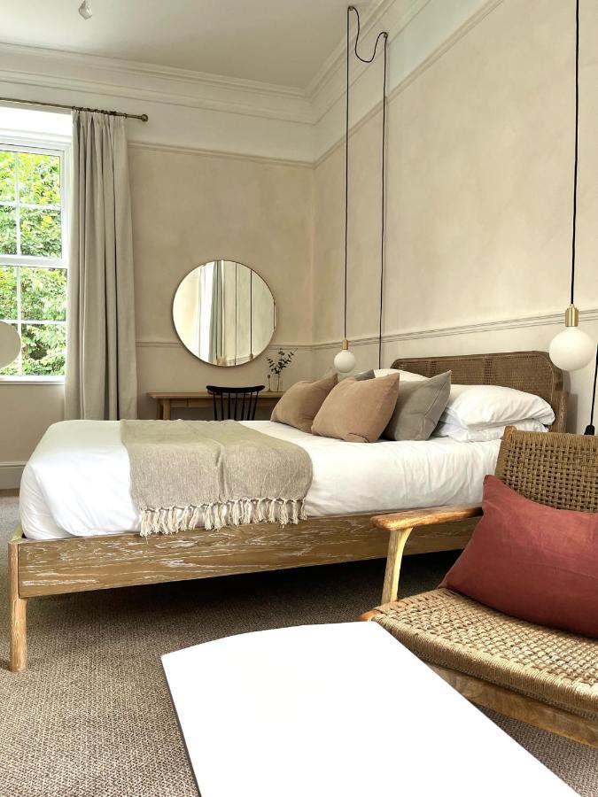 Coed Mawr Hall Bed & Breakfast Rowen Exterior photo